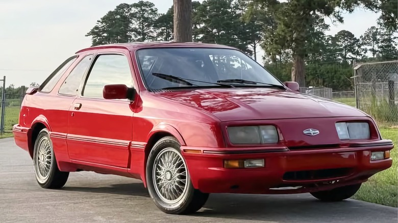 Бомба Новини 4 Меркурі XR4Ti за 10 тисяч: чи варто повертати до життя легенду?