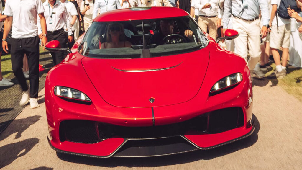 Перший Koenigsegg Gemera розбився за $3 млн невдовзі після купівлі 1