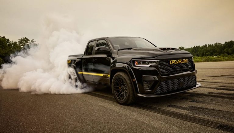 Ram Rumble Bee SRT: монстр потужністю понад 900 к. с. прибув 3