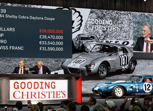 Shelby Cobra Daytona Coupe встановив новий рекорд, ставши найдорожчим американським авто, проданим на аукціоні