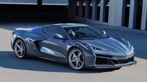 Механік "оновив" Chevrolet: автовласник застукав за фарбуванням деталей 5
