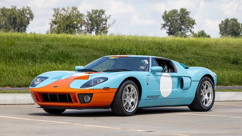 Ford GT з пробігом 8 миль продано за $2,1 мільйона після дводенних торгів 1