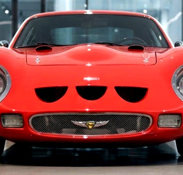 Mazda Miata: Несподіваний претендент на звання найкращого Ferrari