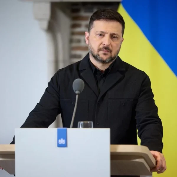 Бомба Новини 18 Зміни в стипендіях та НМТ: Зеленський анонсував нові кроки