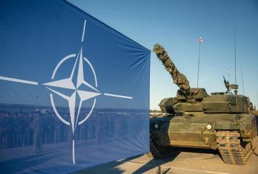 Європа повинна вибудувати власний план оборони проти Росії, без США, - Guardian 4