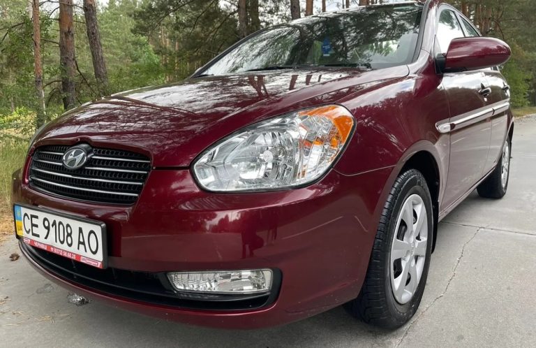 Hyundai Accent 2009: майже новий автомобіль знайшли на Хмельниччині 1