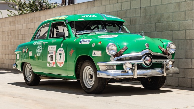Переможець Carrera Panamericana: сучасний спорткар, що виглядає як з оригіналу 1