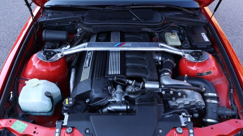 Чи BMW M3 1995 року з турбонаддувом за $33 500 – це вигідна покупка? 3