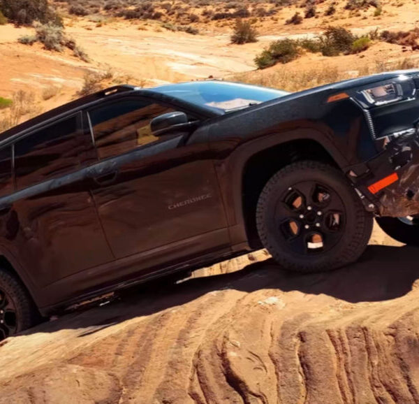 Jeep Cherokee Trailhawk: готовий до будь-яких випробувань