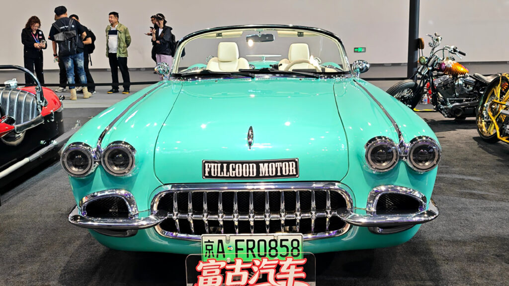 Китайський C1 Corvette на базі BYD готується до прем'єри в Лос-Анджелесі 1