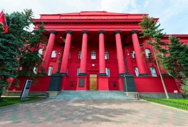 Лубінець: 8,4 млн покинули Україну через агресію Росії 5