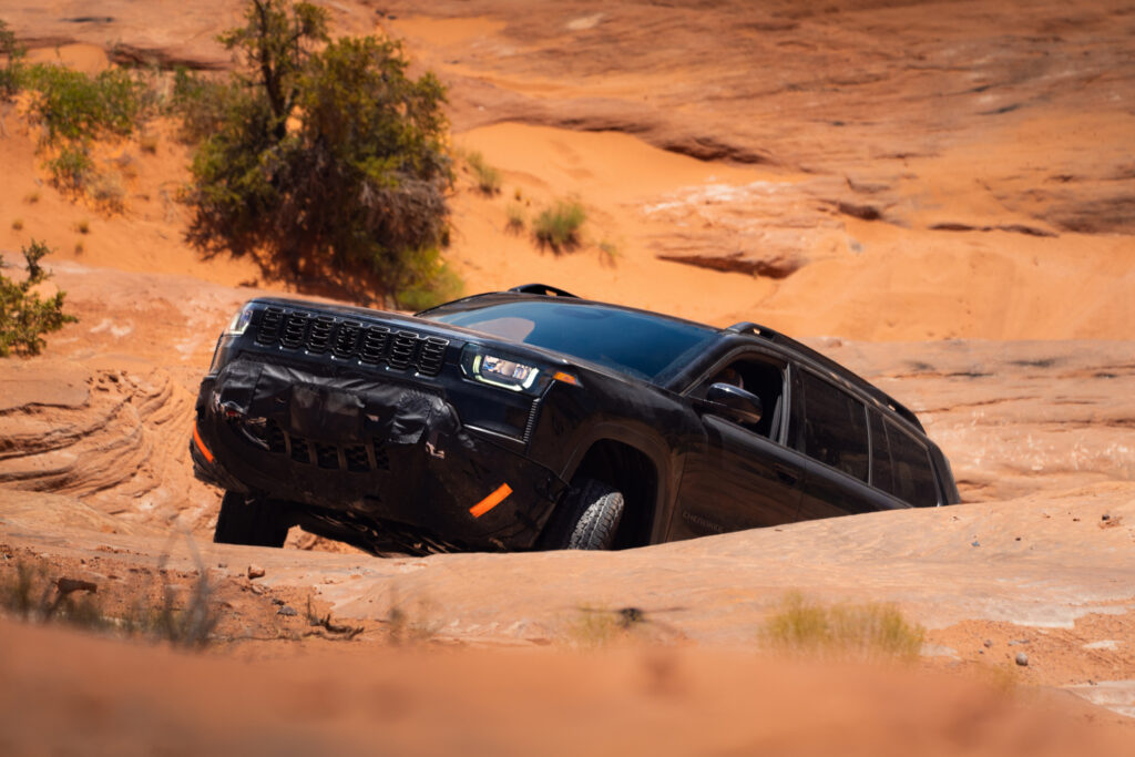 Jeep Cherokee Trailhawk: готовий до будь-яких випробувань 2 Jeep Cherokee Trailhawk: готовий до будь-яких випробувань 2