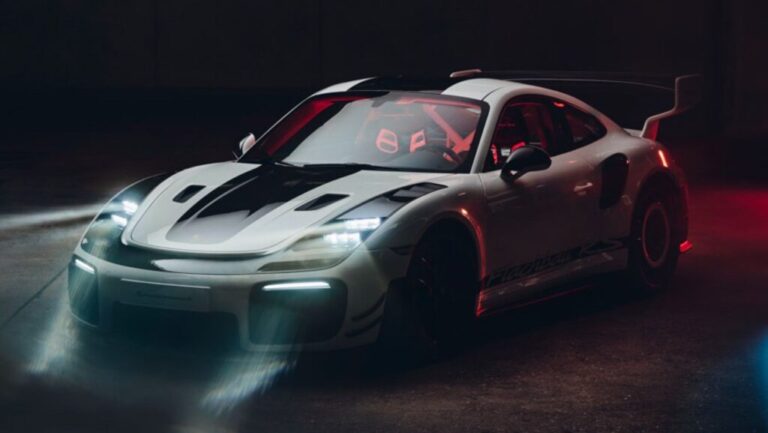 Porsche 911: від "Мобі Діка" до голого металу 32