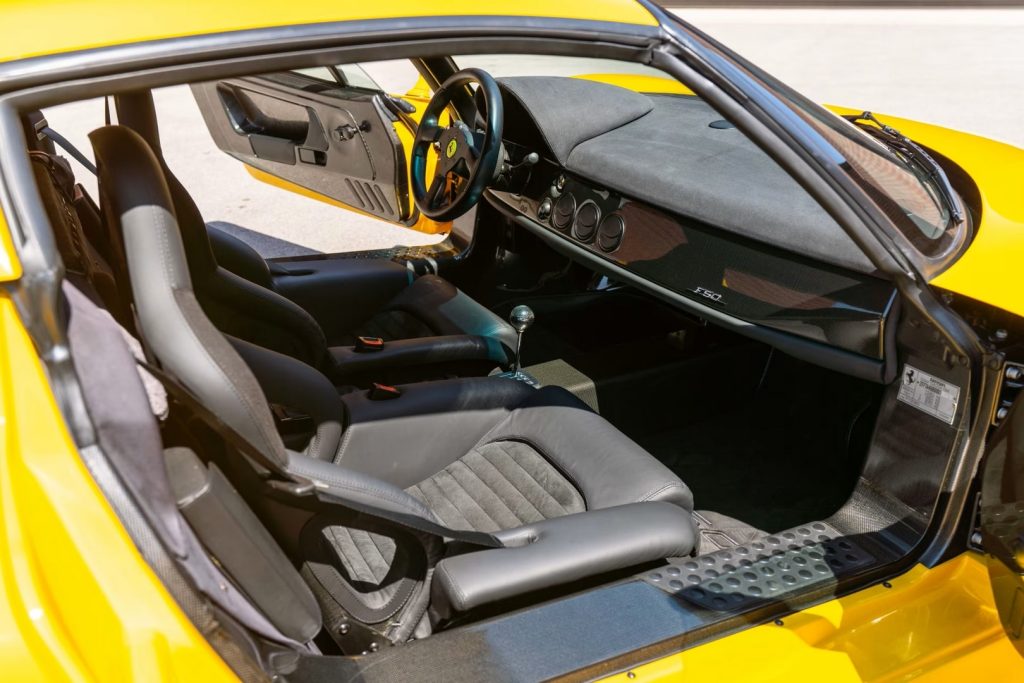 Ferrari F50 побив рекорд: шедевр 1995 року продано за $14,5 мільйона 3