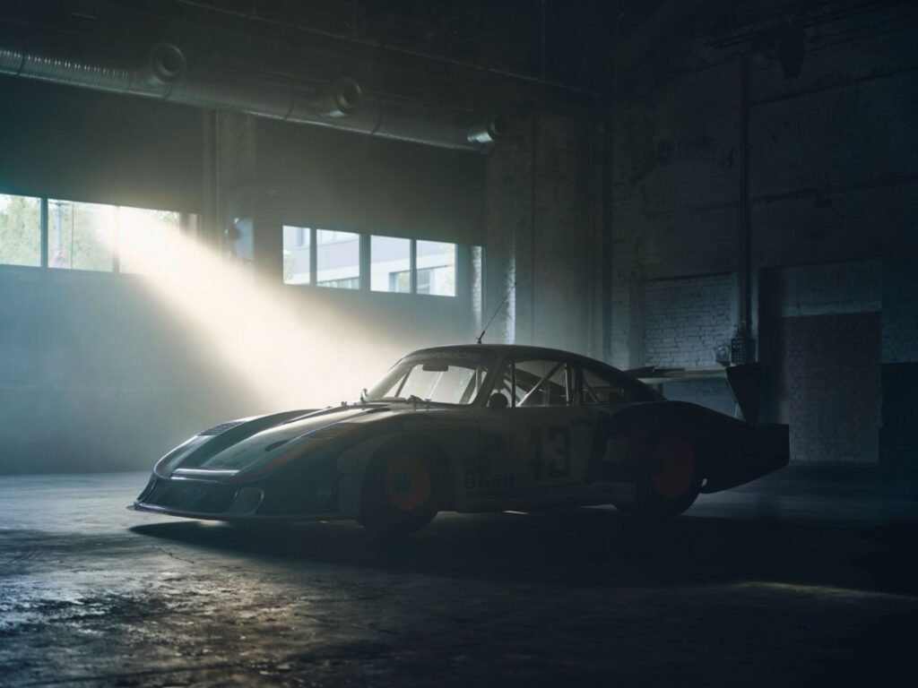 Porsche 911: від "Мобі Діка" до голого металу 2