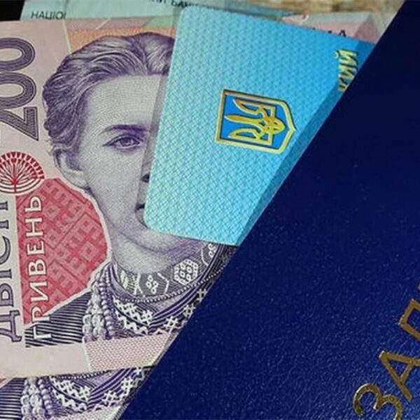 Бомба Новини 19 З вересня студентам підвищать стипендії: залежно від успіхів та регіону