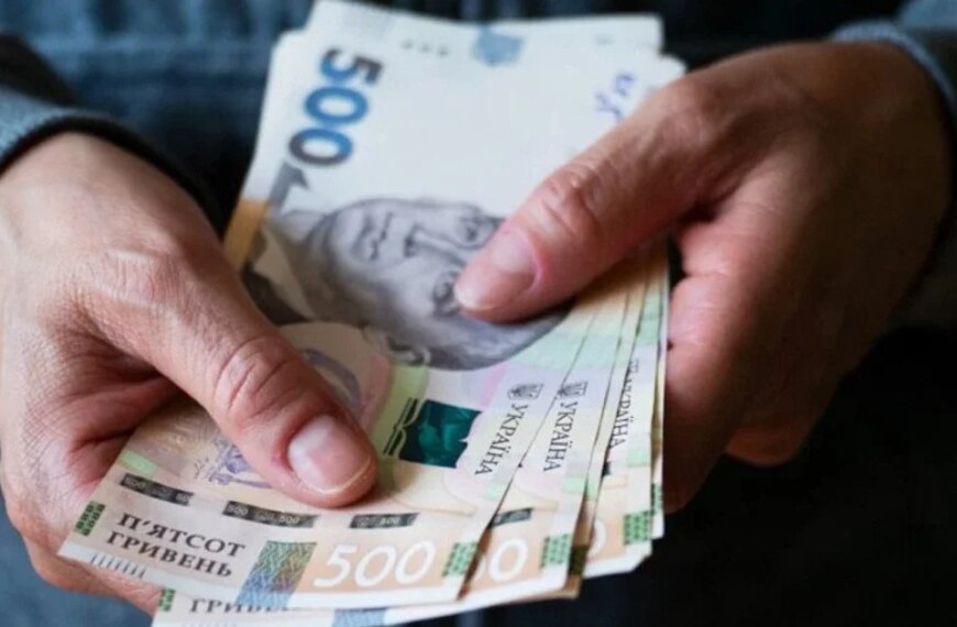 Бомба Новини 36 Пенсійний фонд пояснив, як новий порядок виплат вплине на розмір пенсій за…