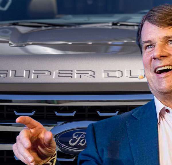 Ford масово звільняє менеджерів-оптимістів щодо якості пікапів