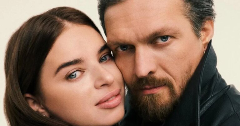 Усик показав сімейну ідилію за кордоном 10