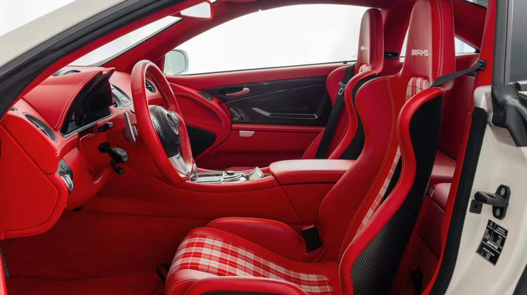 Mercedes-Benz SL 65 AMG Black Series: колекційний екземпляр за астрономічну ціну 4