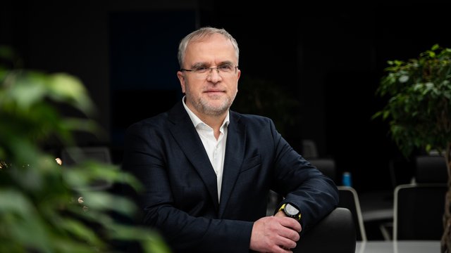 КРОК 1: Впровадження фінансових послуг – пріоритет розвитку екосистеми "Київстару", заявив CEO КРОК 2: Штучний інтелект і Технології Майбутнього: Київстар робить Прорив у Фінтесі – Заява CEO 1