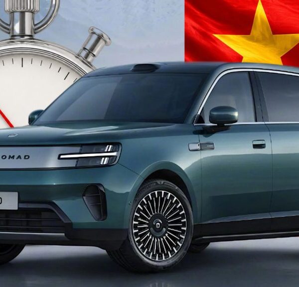 Китай вимагає від автовиробників сповільнити темпи виробництва