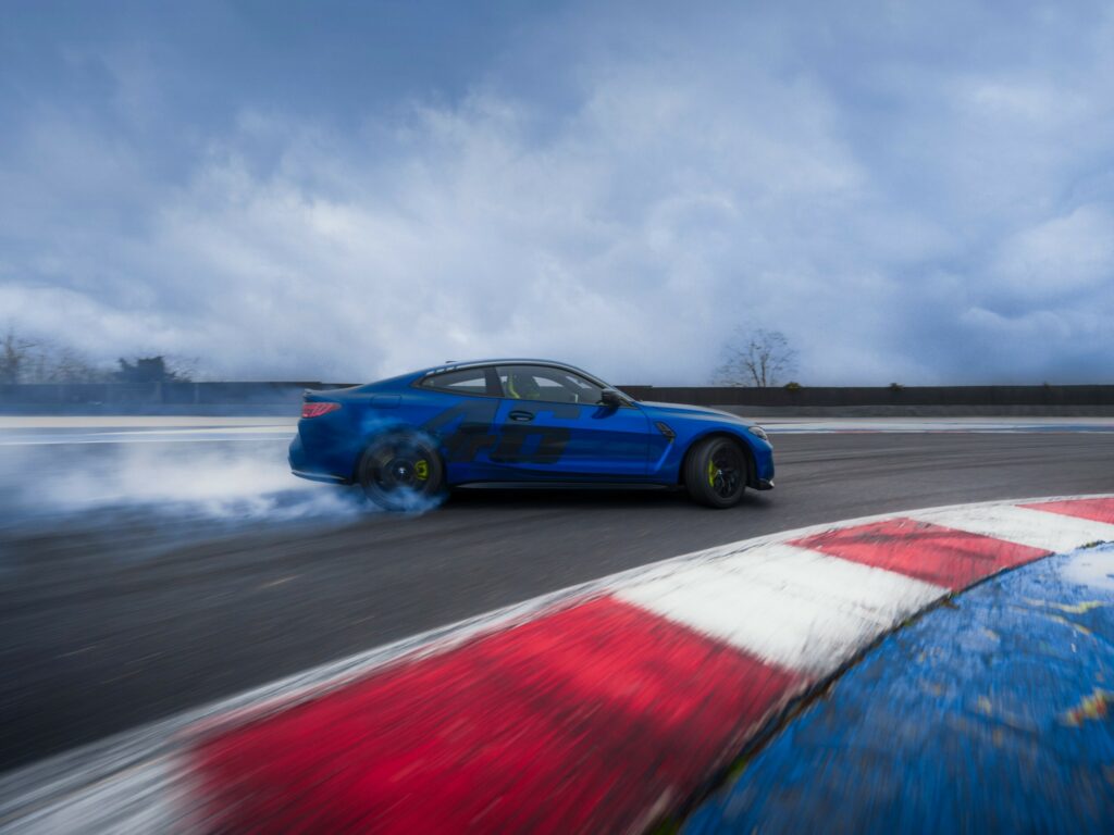 BMW запатентувала підвіску, що передбачає дрифт 4