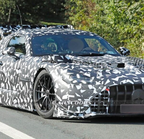 AMG GT Black Series готується встановити рекорд Нюрбургрингу