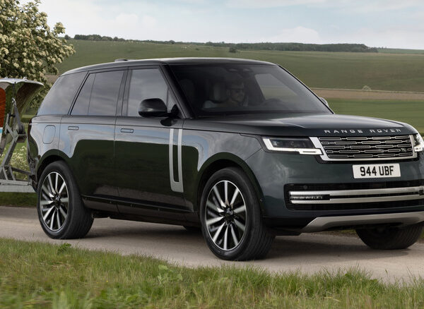 Бомба Новини 31 Range Rover 2027: електричний дебют, невідмінний від бензинових аналогів