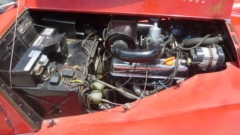 1973 Morgan Plus 8: британська класика за $23 500 3