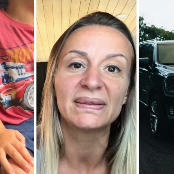 Малюк застряг у сидінні позашляховика, мама звернулась по допомогу до&hellip;