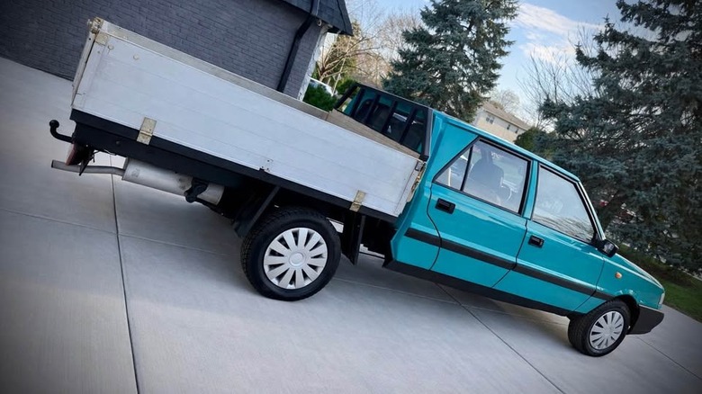 Чи готові ви викласти $13,500 за цей пікап FSO Polonez Roy 1997 року? 5