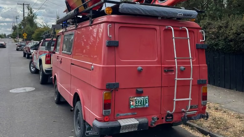 1989 VW LT35 Feuerwehr: кемпер за $12 000 – вигідна покупка? 5