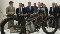 Новий завод і музей Moto Guzzi