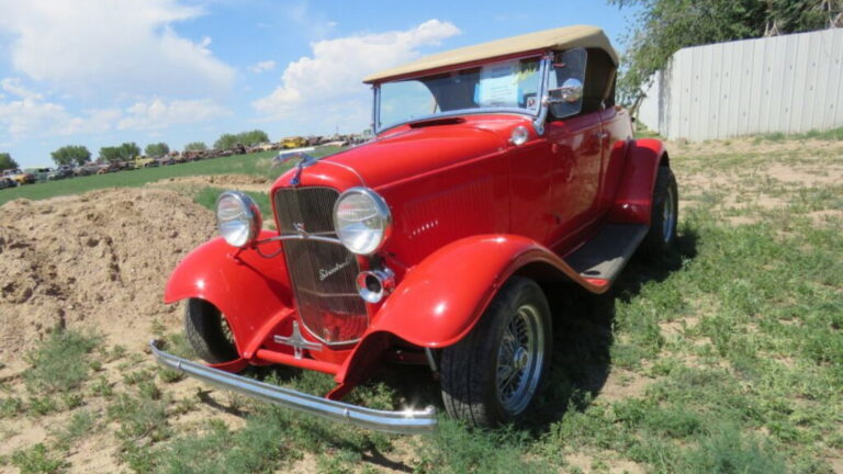 Три сотні класичних авто продадуть на аукціоні, лоти від 50 центів 16