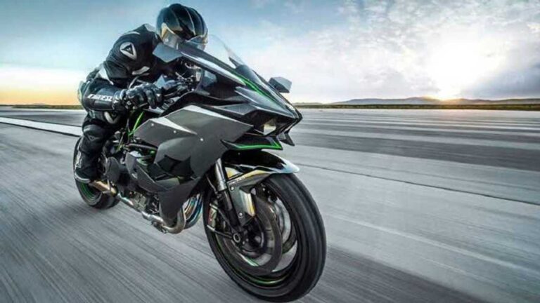 Kawasaki інтригує новим суперчардженим Ninja H2 3