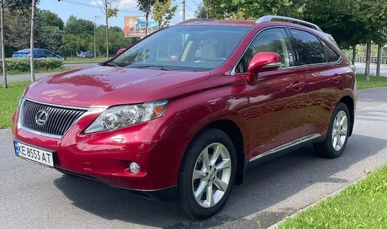 Lexus RX 2011: чи виправдовує стан "капсули часу" свою ціну 1