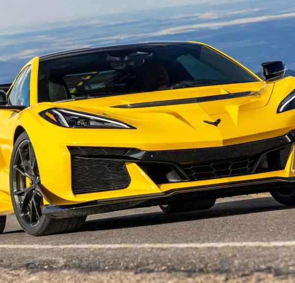Виграй Chevrolet Corvette ZR1 у розіграші музею «Корвет»