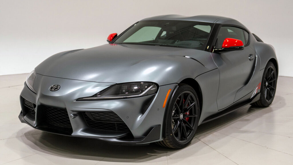 Toyota GR Supra останнього покоління шукає нового власника 1