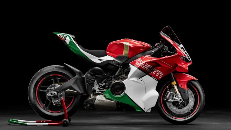 Audi спростовує чутки про продаж Ducati 7