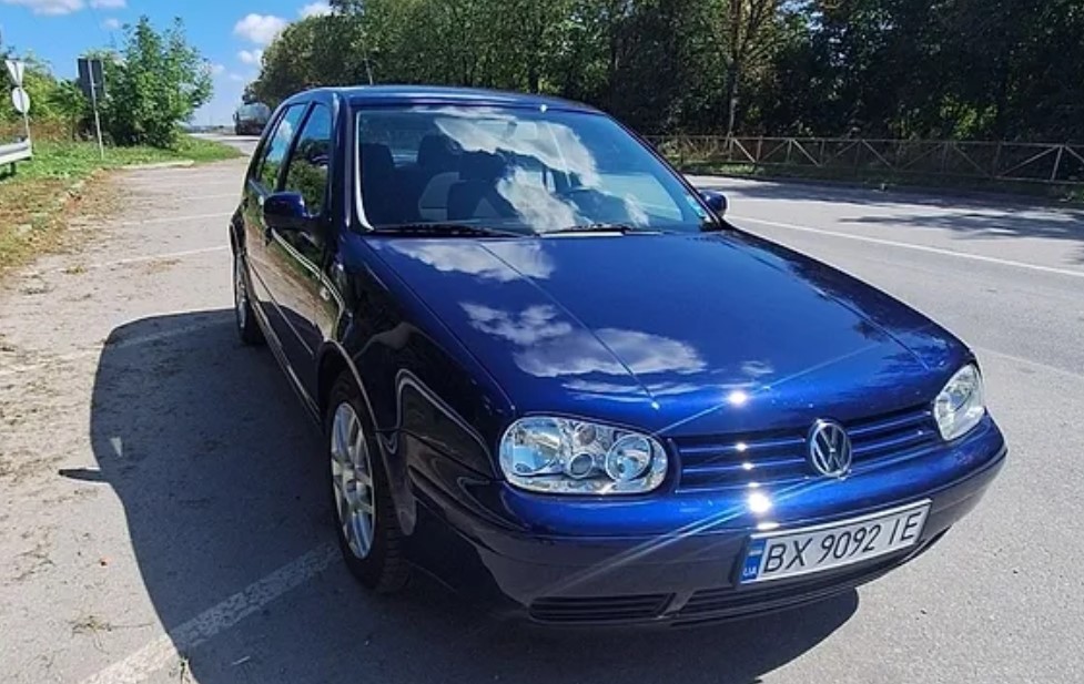 Volkswagen Golf IV з мінімальним пробігом продають на Хмельниччині: ціна вражає 1