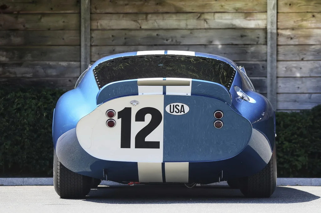 Shelby Cobra Daytona Coupe поставив рекорд продажів серед авто зі США 4