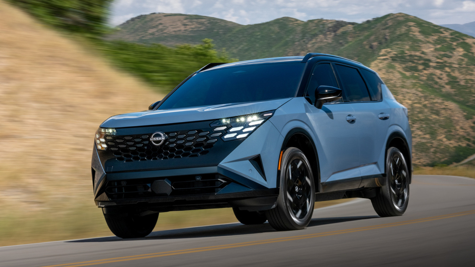Nissan Rogue Hybrid 2027: три режими їзди та 40 миль на галон 1