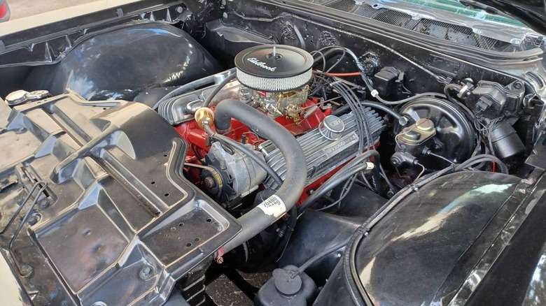 Чи варто 1967 року Pontiac Grand Prix свого цінника у $36 000? 4