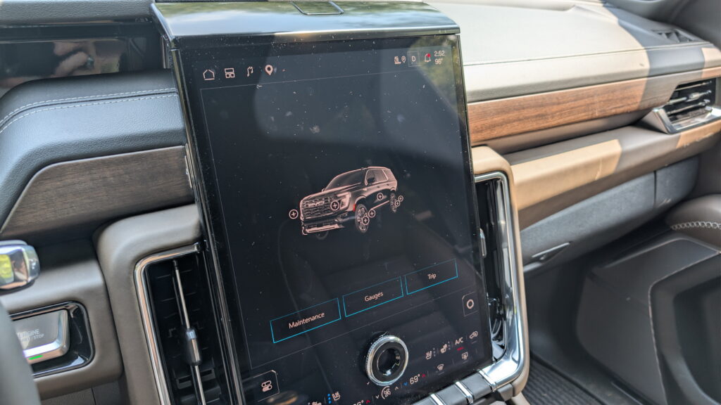 Yukon Denali Ultimate: розкіш, яка стає проблемою 3
