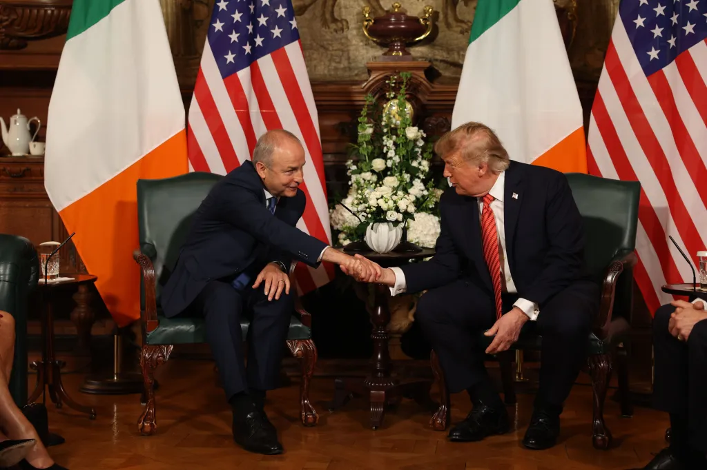 Трамп підтримує об'єднану Ірландію, незважаючи на позицію британського прем'єра 2