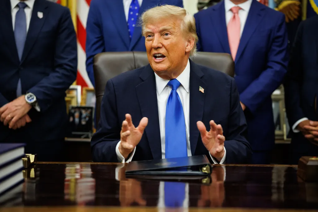 Трамп показав карту, де Нью-Мексико перейменували на "Нову Америку" 2