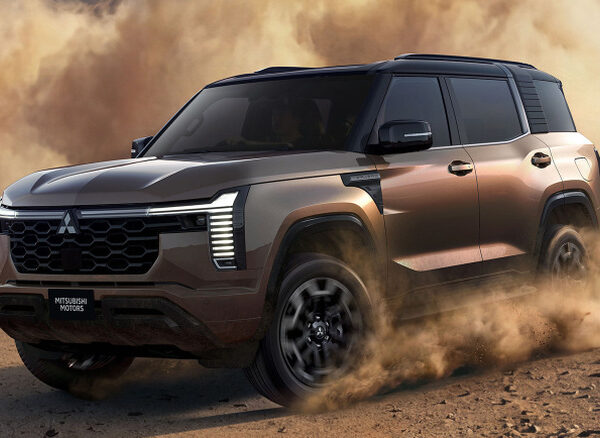 Бомба Новини 13 Повернення Mitsubishi Pajero: новий позашляховик з дизельним двигуном та повним…