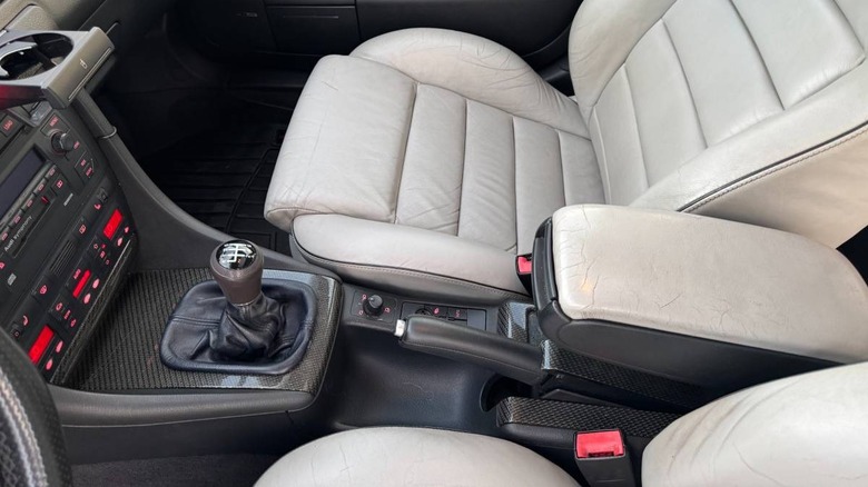 Audi RS6 2003 року з механічною коробкою передач: чи вартий він своїх 12 500 доларів? 4