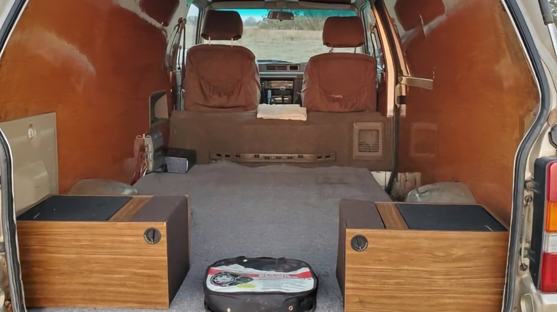 Toyota 4WD Cargo Van 1987: вартий своїх 10 тисяч? 5